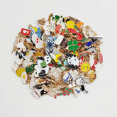 Broches unisex de aleación esmaltados con personajes de dibujos animados, estilo urbano, informales y bonitos