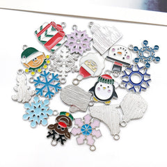 1 pieza 16 * 21 mm 18 * 20 mm 18 * 21 mm Aleación Muñeco de Nieve Copo de Nieve Alce Colgante Accesorios de Joyería