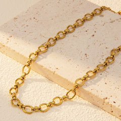 Collar chapado en oro de 18 quilates de acero inoxidable 304 de color sólido, estilo clásico, sencillo y moderno.