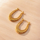 1 Pair Classic Style U Shape Geometric Heart Shape Plating 304 Stainless Steel Imitation Gold Earrings