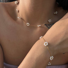 Wholesale Jewelry Retro Sweet Commute Flower 304 Stainless Steel 18K Gold Plated Necklace