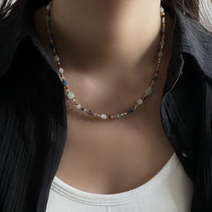 Collar de perlas de agua dulce de color turquesa azul y cuentas de acero y titanio con piedra natural