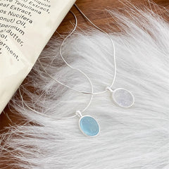 Collar con colgante ovalado de aguamarina natural, cadena de hueso de serpiente en plata de ley 925