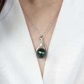 Natural Pearl Pendant with Simple and Fashionable Necklace for Women