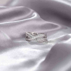 Anillo cruzado ajustable con apertura de nicho y resistente a la decoloración