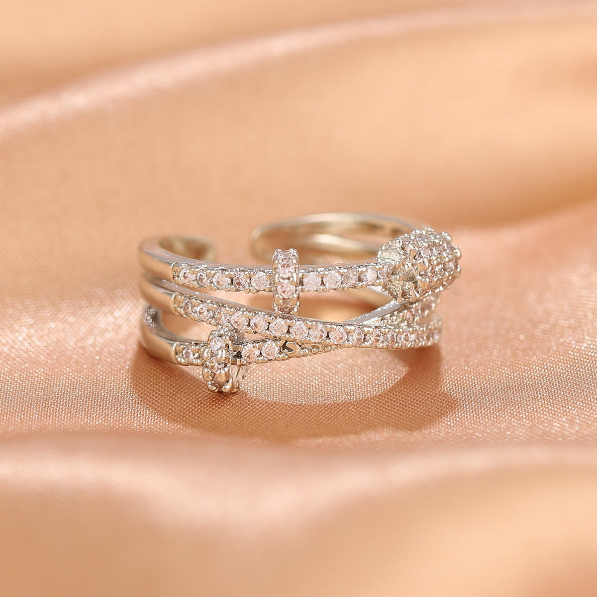 Anillo cruzado ajustable con apertura de nicho y resistente a la decoloración