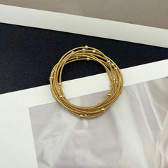 Pulseras de alambre de acero al carbono con cuentas de plástico geométricas, estilo clásico y moderno básico, a granel.
