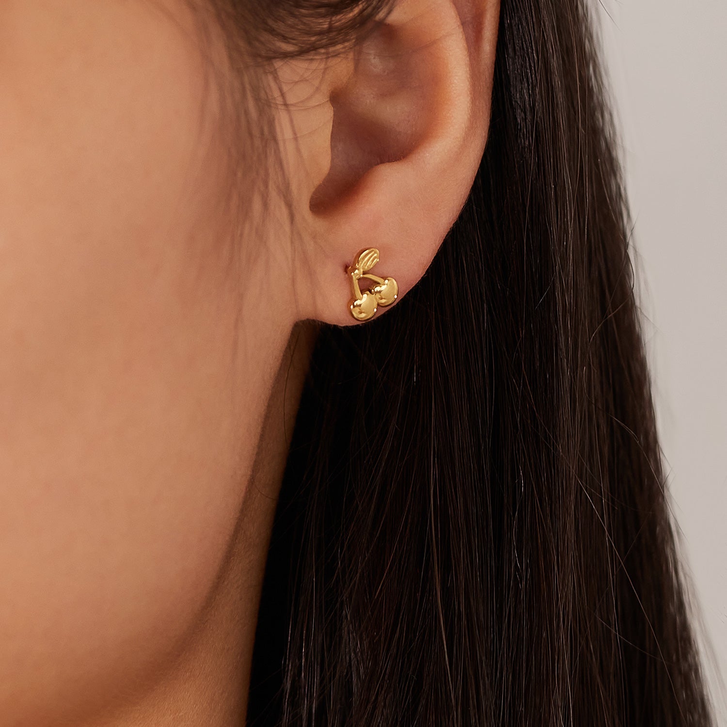 1 par de pendientes de acero inoxidable 304 con baño de cereza de estilo simple