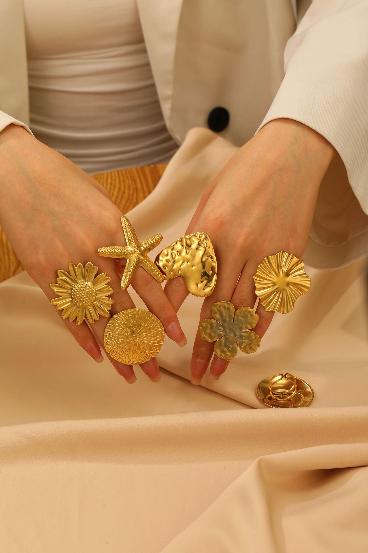 Anillos abiertos de acero inoxidable 304 con diseño de estrella de mar redonda, estilo vintage, estilo simple, venta al por mayor