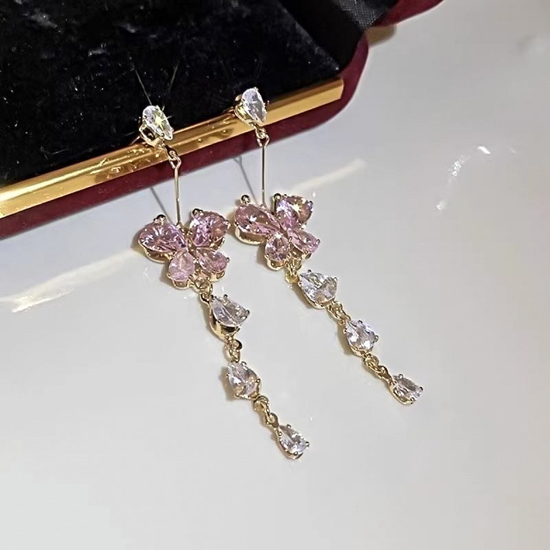 1 par de pendientes colgantes de aleación de circonita con incrustaciones de mariposa de estilo clásico y sencillo