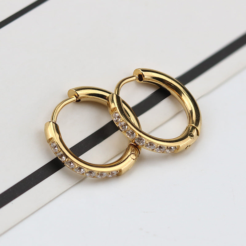 Pendientes de circonita de acero y titanio con incrustaciones de color sólido de estilo simple de 1 pieza