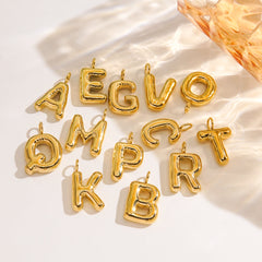 1 colgante con letra pulida de acero inoxidable 304 chapado en oro de 14 quilates 