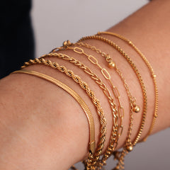Pulseras geométricas de acero inoxidable 316L chapadas en oro de 18 quilates (disponibles al por mayor) 