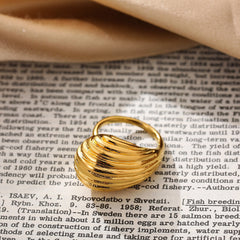 Anillos abiertos de acero y titanio de color sólido con gotas de agua geométricas de estilo simple.
