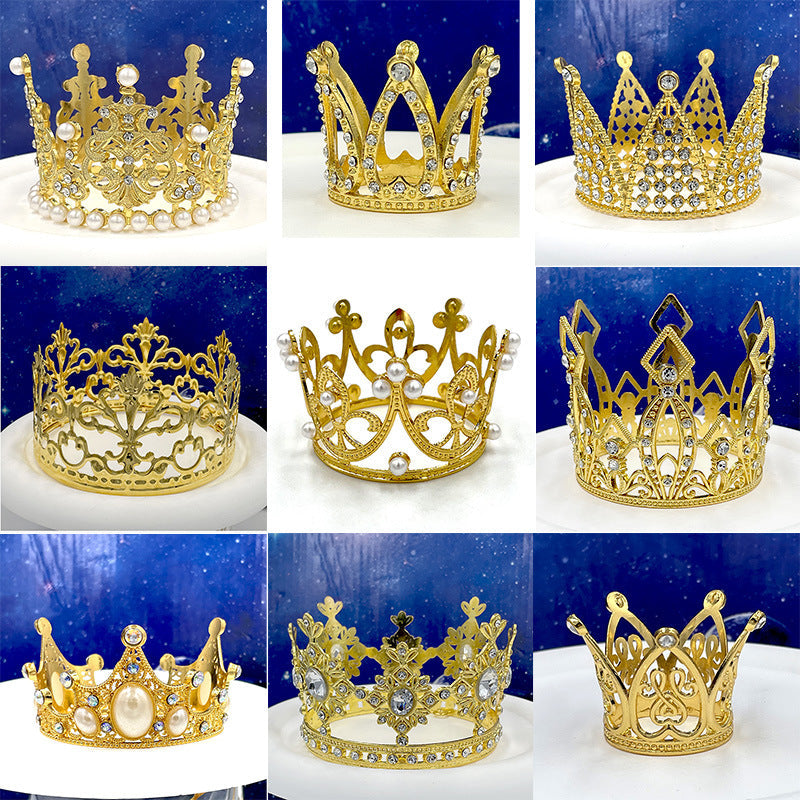 Decoración de pastel de corona dorada para cumpleaños infantil, tocado de corona barroca, adornos de aleación en stock