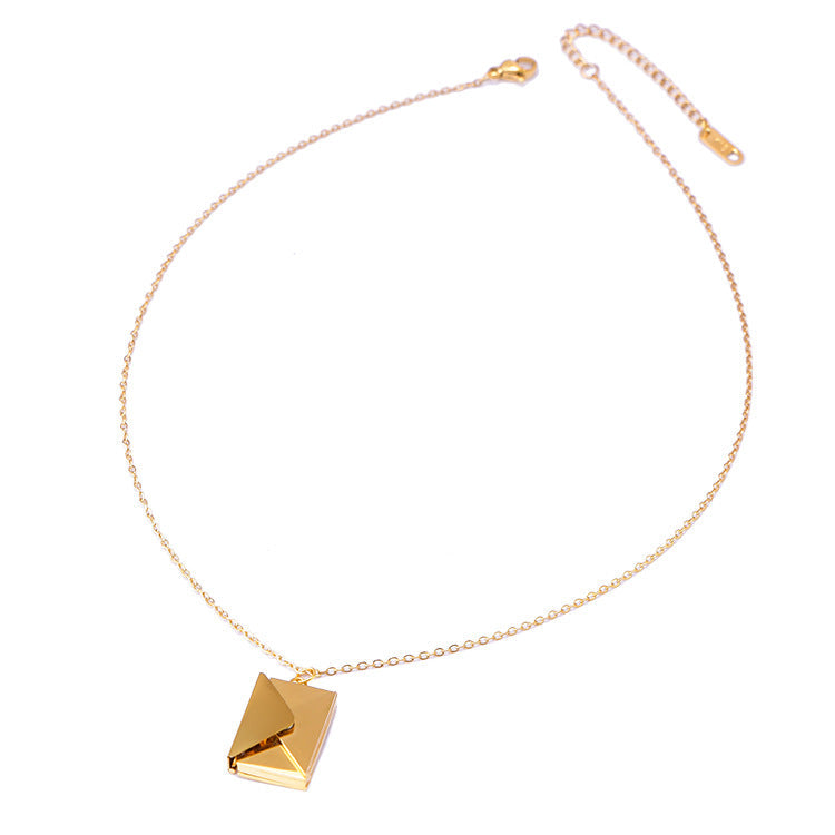 Collar con colgante chapado en oro de 18 quilates de acero inoxidable 304 con sobre "Te amo", estilo IG, estilo sencillo