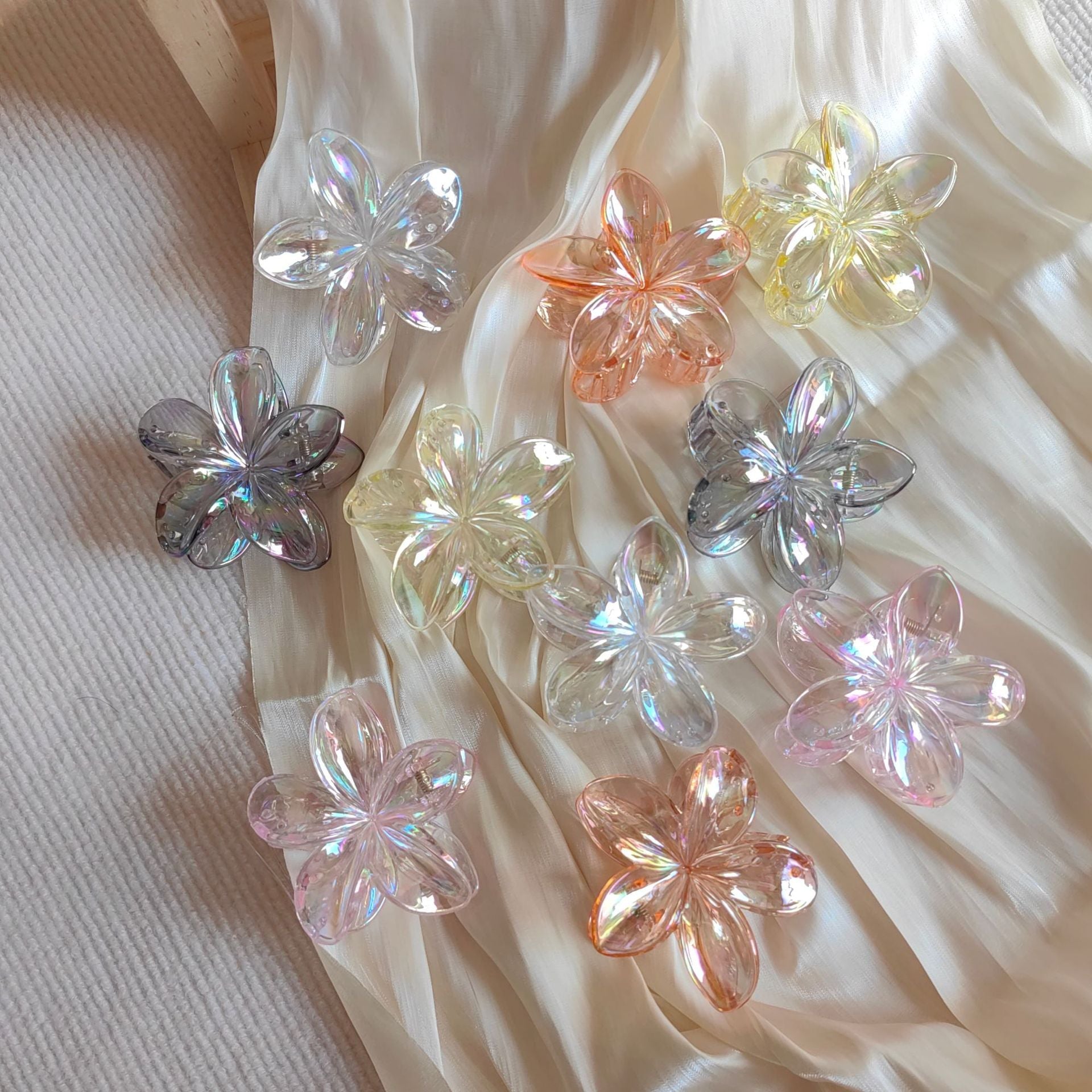Egg Flower Hairpin Transparent AB Color Grab Hair Shark Clip Gradient Hair Grab Advanced Hair Accessories