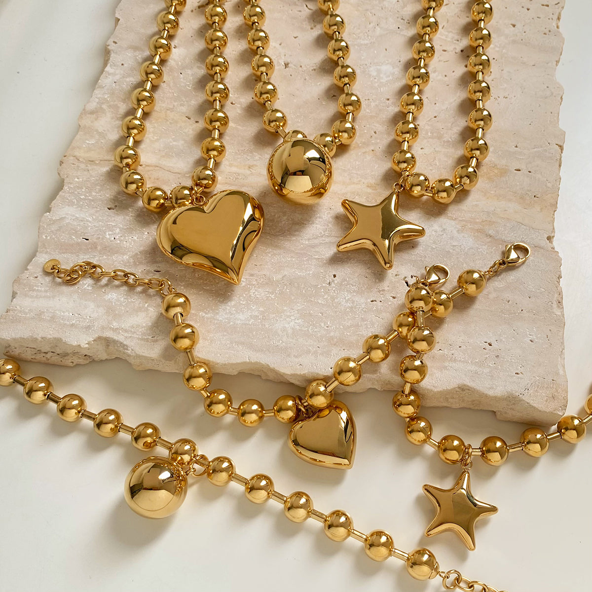 Joyería al por mayor, estilo nórdico, vacaciones, estilo moderno, pentagrama, forma de corazón redondo, acero inoxidable 304, chapado en oro de 16 quilates, chapado en oro blanco, chapado en oro, pulseras y collares.