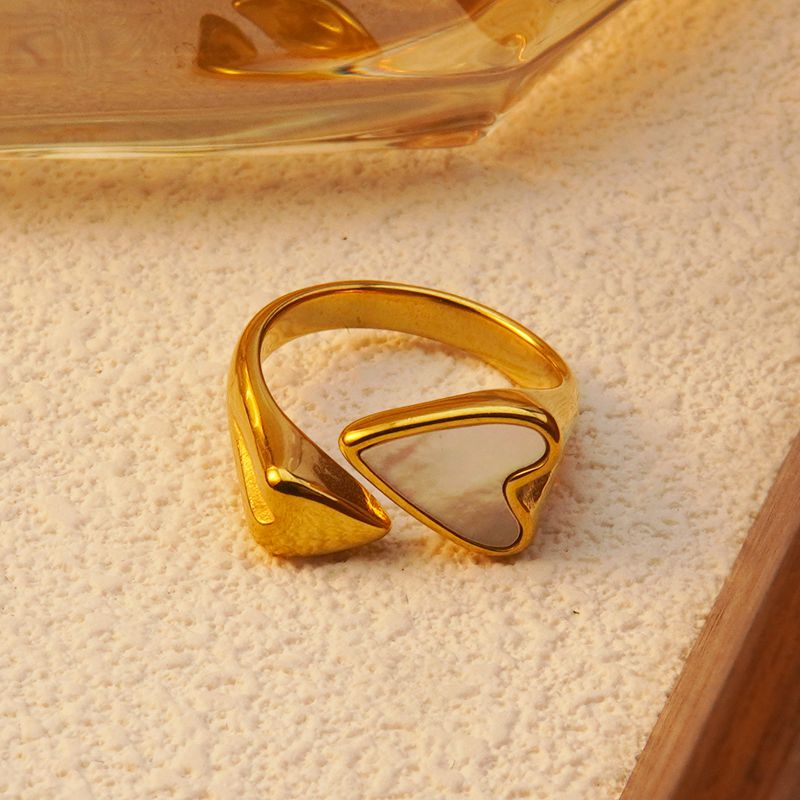 Anillos abiertos de acero inoxidable 304 con incrustaciones de acrílico y baño de oro de 18 quilates. Joyería al por mayor. Estilo moderno y clásico. Forma de corazón. 