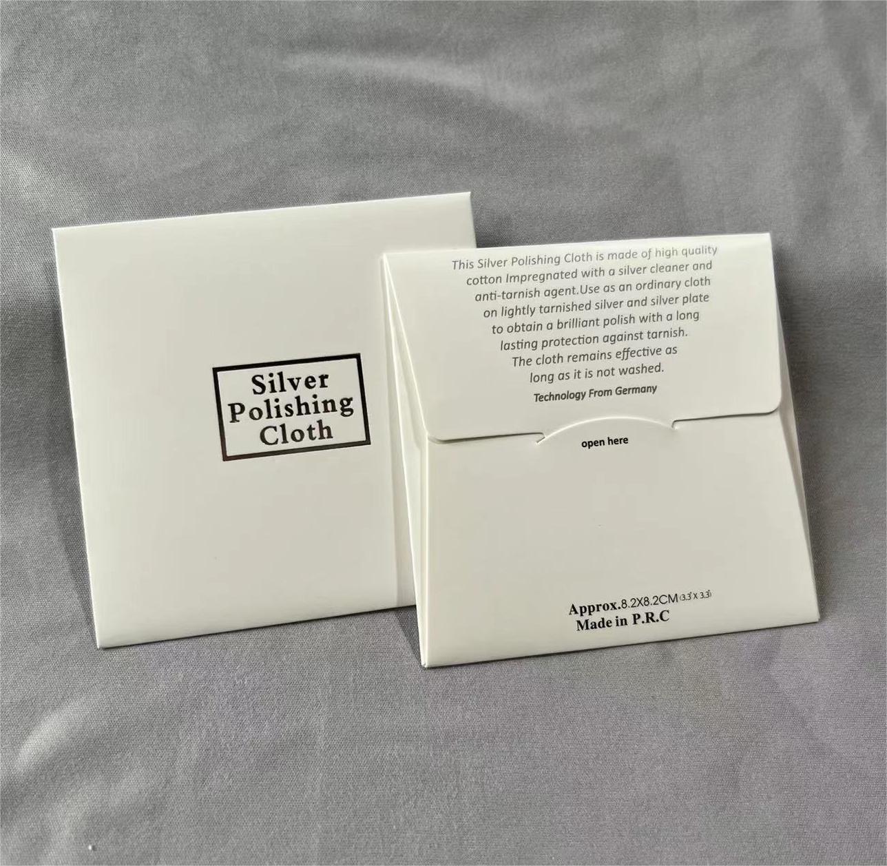 Paño de limpieza plateado cuadrado blanco de 8 x 8 cm con logotipo de terciopelo de doble cara y color de tela opcional