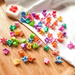 Pinza para el pelo de plástico con diseño de mariposa y flores de dibujos animados para niños