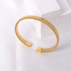 Casual Simple Style Solid Color Titanium Steel Bangle In Bulk