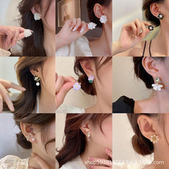 1 par de pendientes de gota de perlas y diamantes de imitación de aleación con incrustaciones de mariposa y forma de corazón geométrico estilo IG