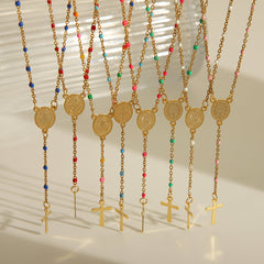 Joyería al por mayor: elegante collar de acero inoxidable 203L con esmalte chapado en oro de 18 quilates y retrato étnico.