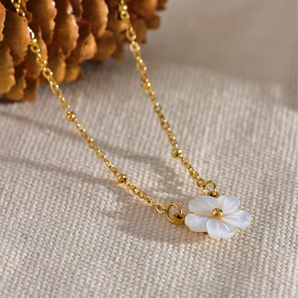 Joyería al por mayor, estilo IG, elegante flor dulce, acero inoxidable 304, concha, chapado en oro de 18 quilates, anillos, pendientes y collar.