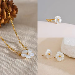 Joyería al por mayor, estilo IG, elegante flor dulce, acero inoxidable 304, concha, chapado en oro de 18 quilates, anillos, pendientes y collar.