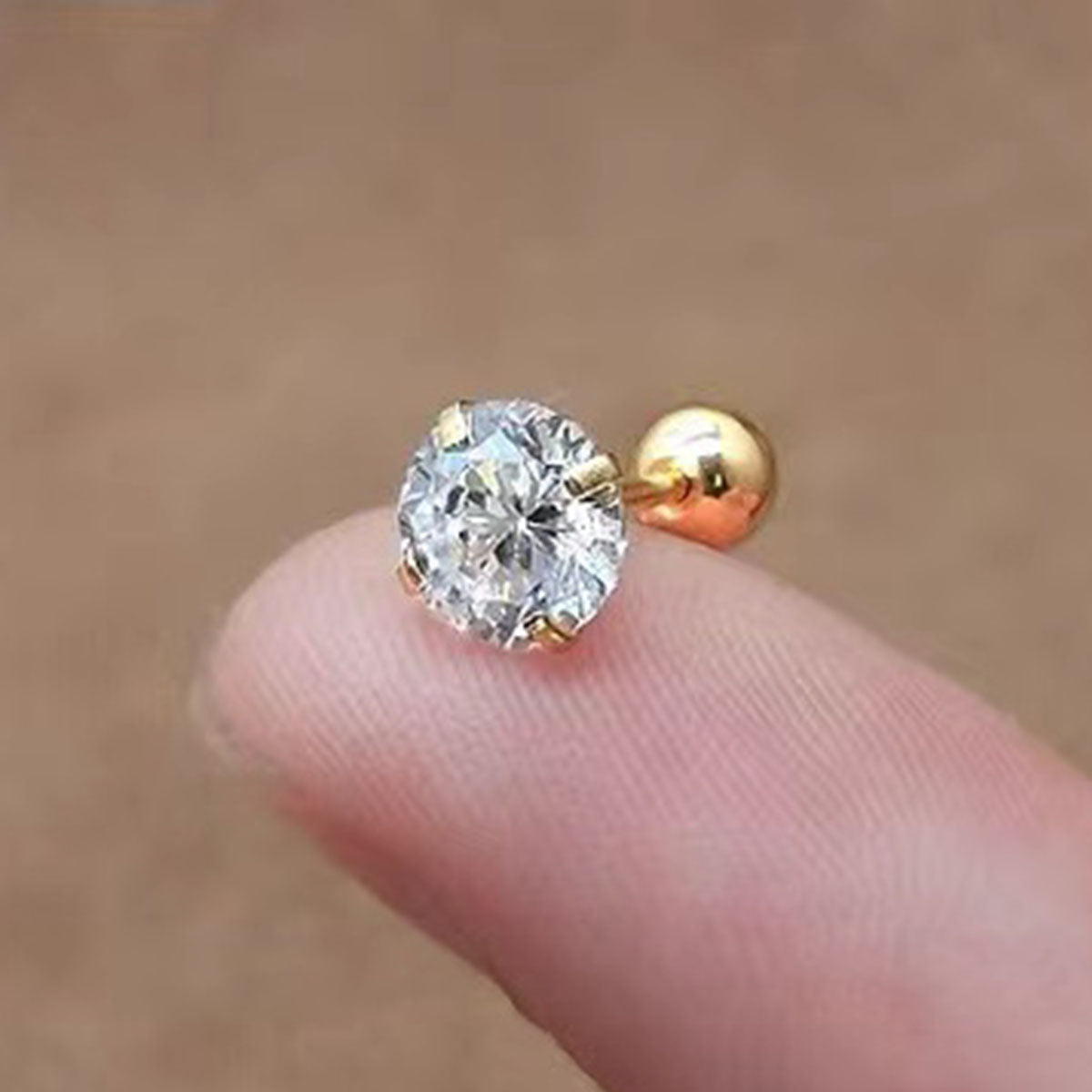 1 par de pendientes de acero inoxidable 304 con incrustaciones redondas de estilo simple y circonita chapada en oro de 18 quilates.