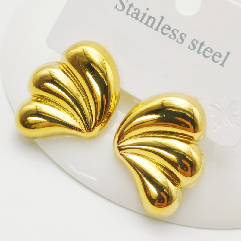 1 par de elegantes pendientes de acero inoxidable 304 con nudo de lazo chapados en oro de 18 quilates