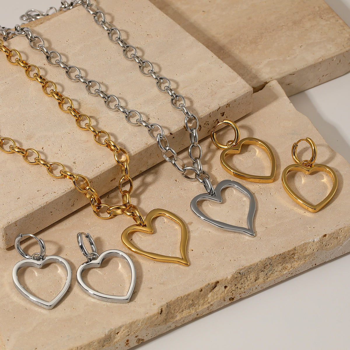 Joyería al por mayor, estilo moderno, forma de corazón dulce, acero inoxidable 304, acero inoxidable 316, chapado en oro de 16 quilates, chapado en oro blanco, conjunto de joyas chapadas en oro.