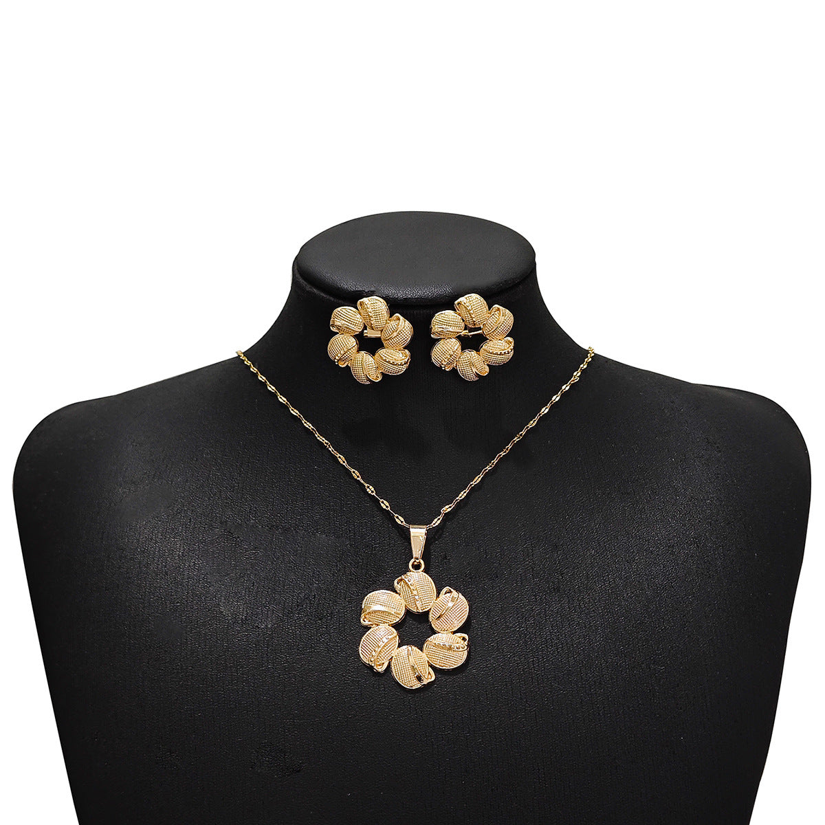 Conjunto de joyería elegante con diseño geométrico clásico de acero inoxidable 304 chapado en oro al por mayor