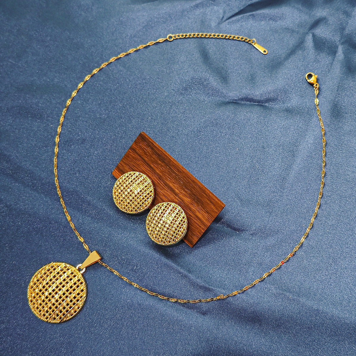 Conjunto de joyería elegante con diseño geométrico clásico de acero inoxidable 304 chapado en oro al por mayor
