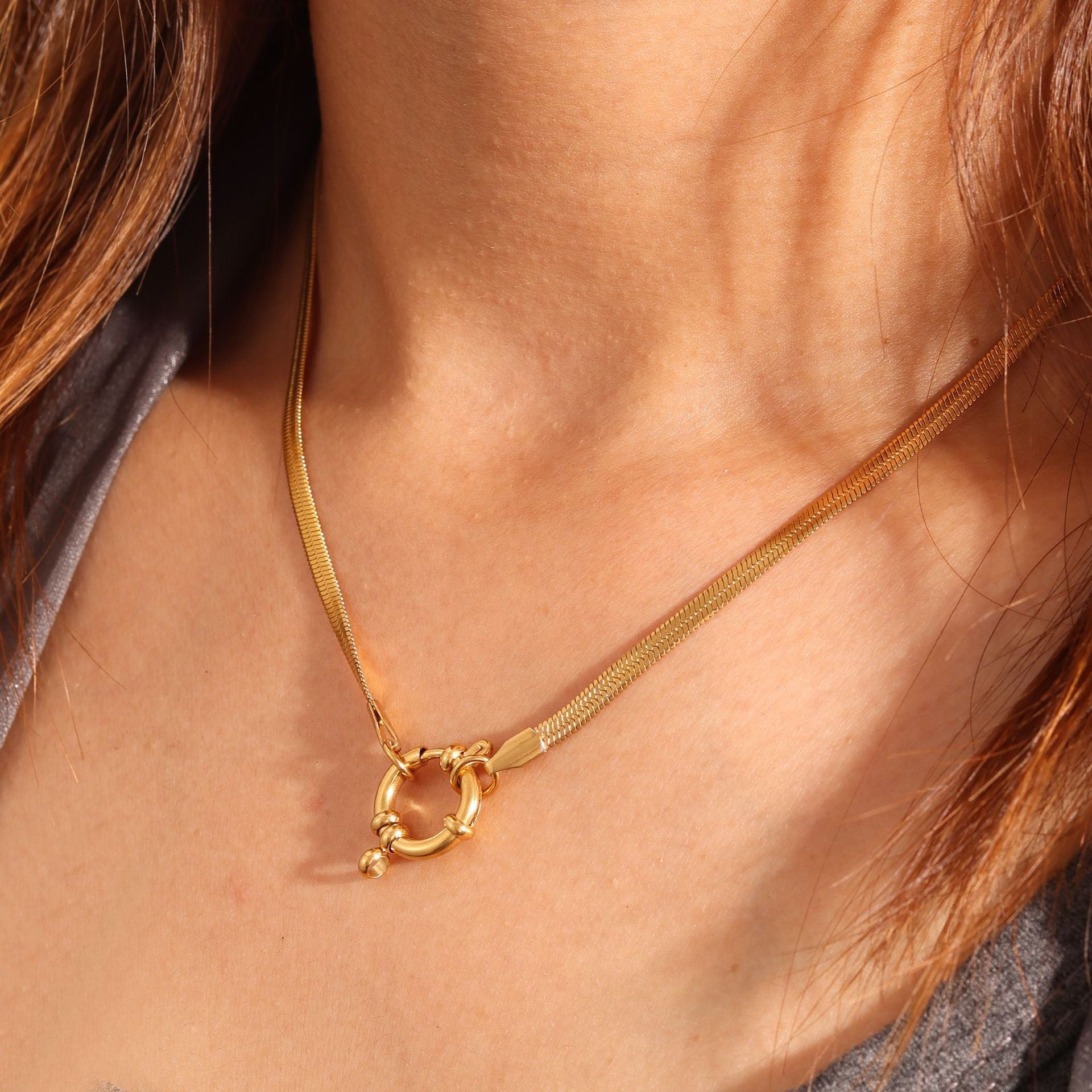 Collar con colgante de acero inoxidable 304 chapado en oro de 18 quilates, estilo casual, básico, para el día a día, color sólido