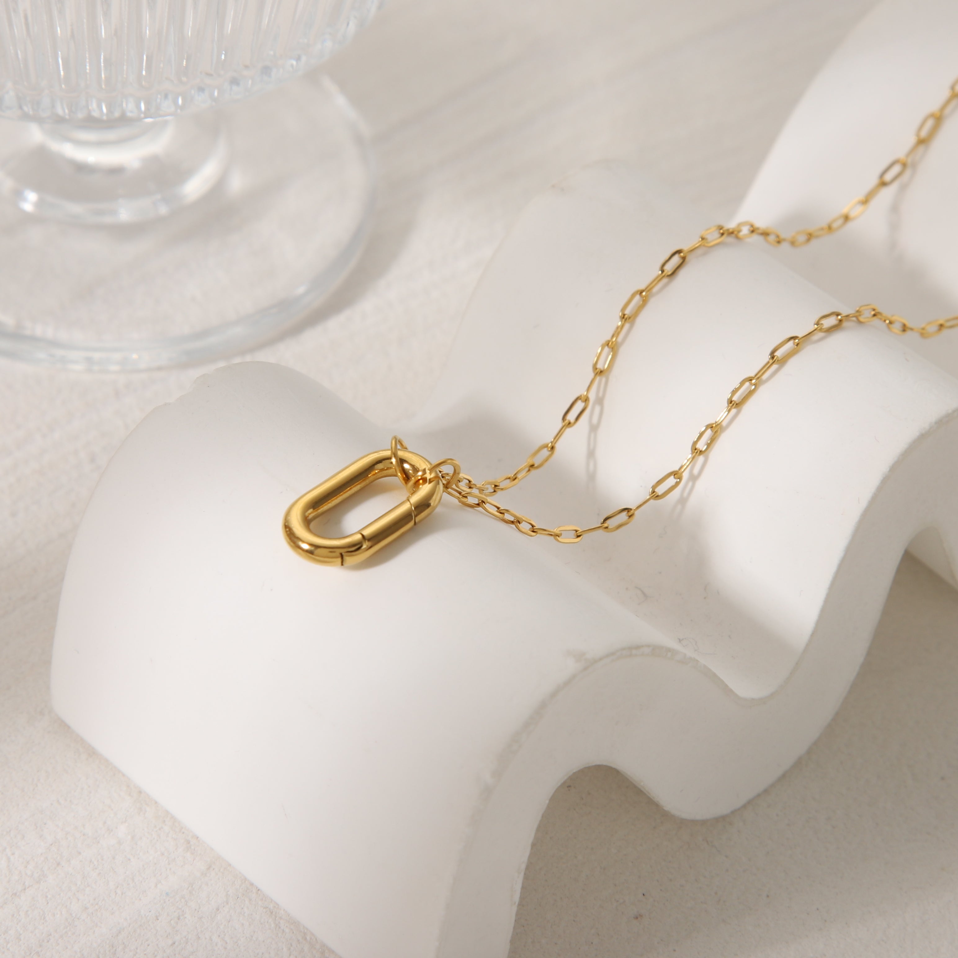 Collar con colgante de acero inoxidable 304 chapado en oro de 18 quilates, estilo casual, básico, redondo, color sólido, rectangular
