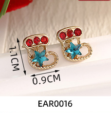 1 par de pendientes de aleación chapados en estilo nórdico con diseño de árbol de Navidad, muñeco de nieve y copo de nieve.