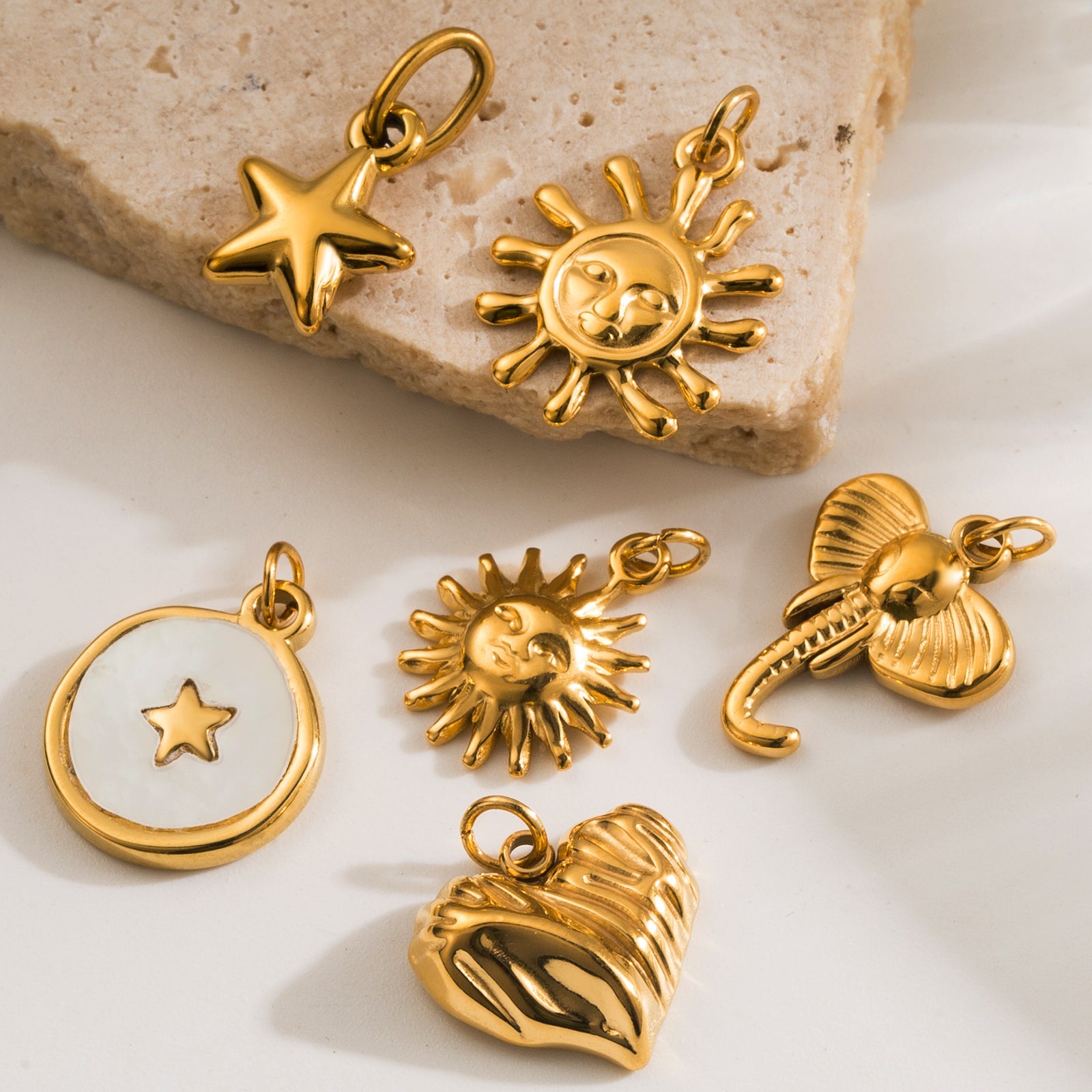 1 pieza de acero inoxidable 304 chapado en oro de 14 quilates con diseño de elefante, sol y estrella pulidos, accesorios de joyería, colgante
