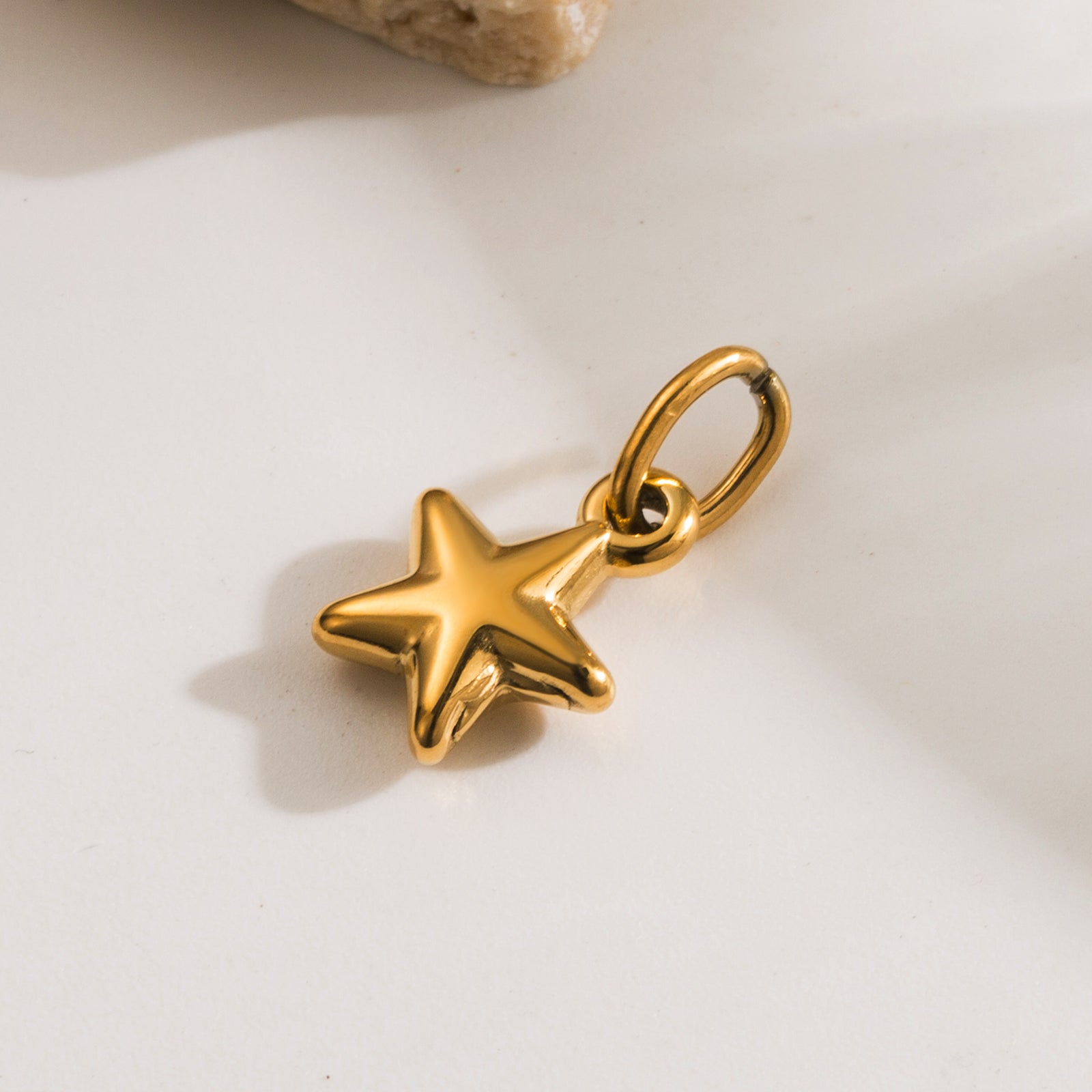 1 pieza de acero inoxidable 304 chapado en oro de 14 quilates con diseño de elefante, sol y estrella pulidos, accesorios de joyería, colgante