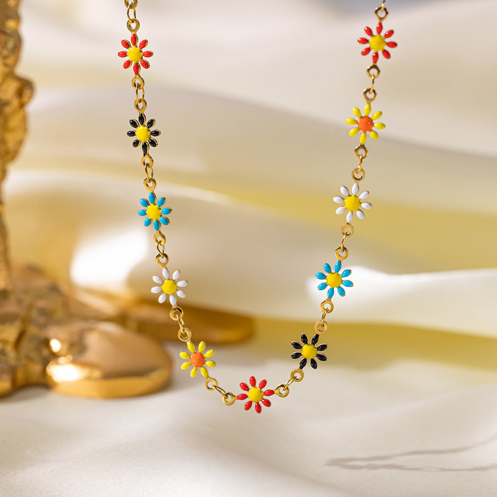 Joyería al por mayor, elegante, estilo urbano, con forma de corazón, mariposa, chapado en acero de titanio, pulseras y collares. 
