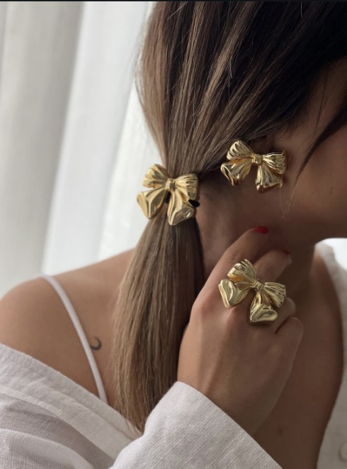 Coletero plisado de aleación de color liso para mujer, estilo sencillo y básico