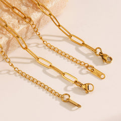Collar de cadena de acero inoxidable 304 chapado en oro de 18 quilates con estilo simple al por mayor.