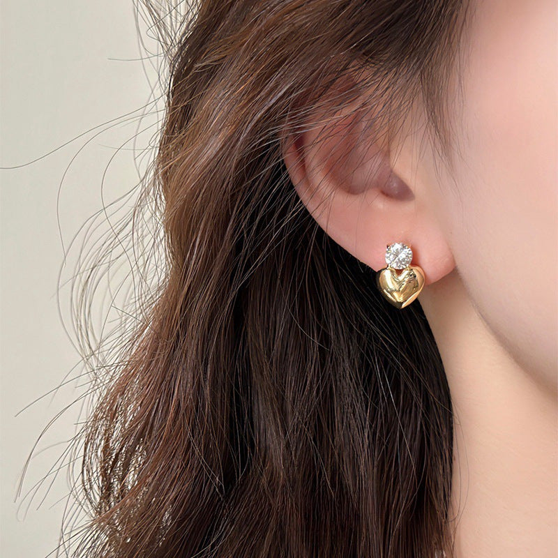1 par de pendientes de aleación con incrustaciones de diamantes de imitación, estilo francés, estilo coreano, sencillos, con forma de corazón 