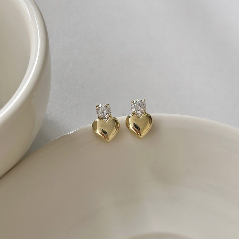 1 par de pendientes de aleación con incrustaciones de diamantes de imitación, estilo francés, estilo coreano, sencillos, con forma de corazón 