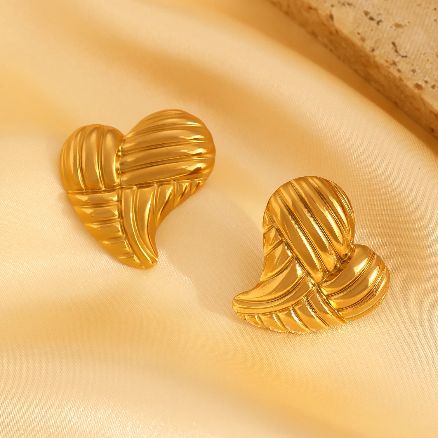1 par de pendientes de acero inoxidable 304 chapados en oro de 18 quilates, estilo retro, simple, clásico, geométricos.