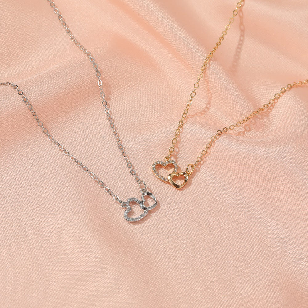 Collar de corazón de melocotón retro de celebridad de Internet, diseño de moda en forma de corazón para mujer, cadena de clavícula, joyería de amor simple, joyería para niñas
