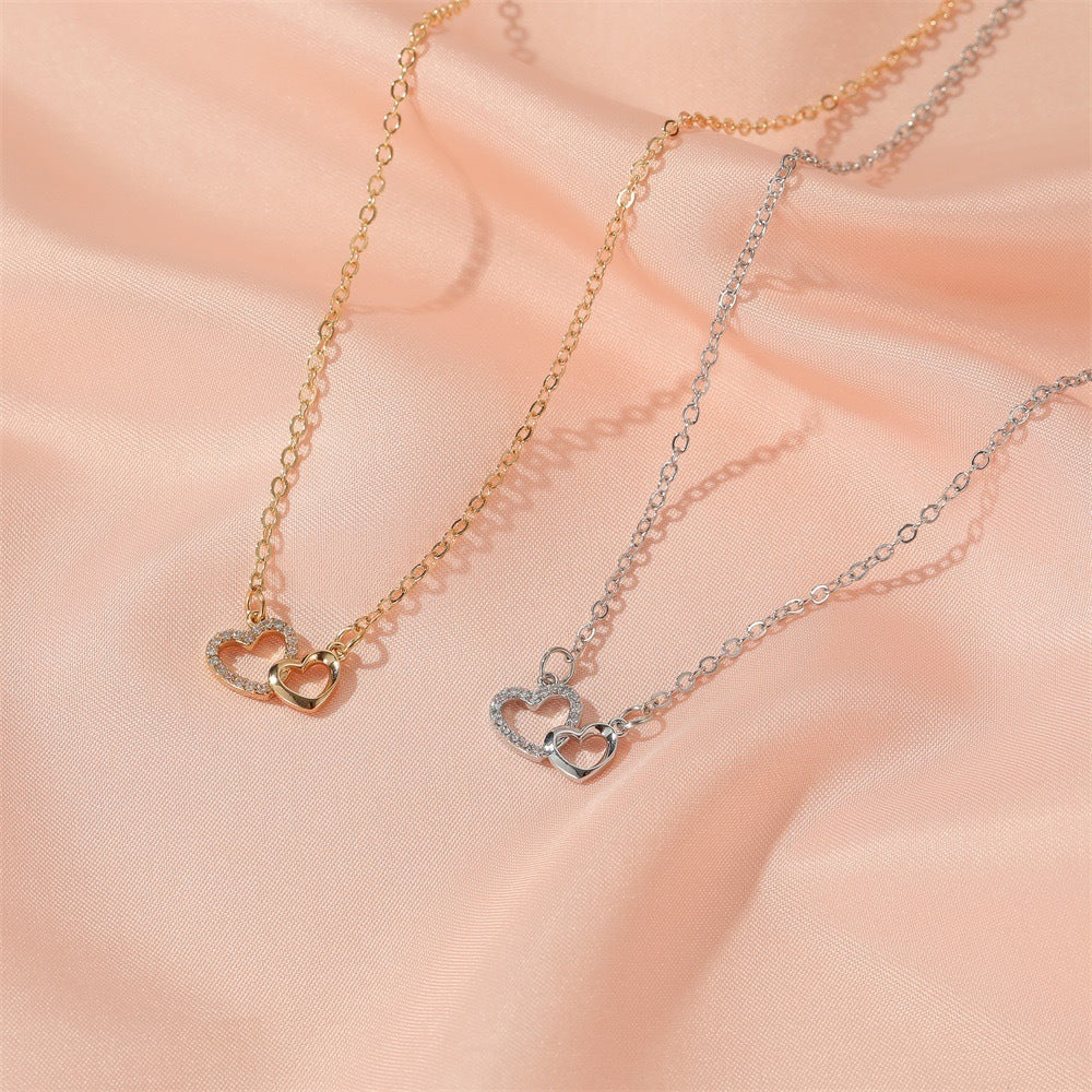 Collar de corazón de melocotón retro de celebridad de Internet, diseño de moda en forma de corazón para mujer, cadena de clavícula, joyería de amor simple, joyería para niñas