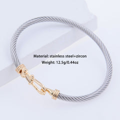 Brazalete de acero inoxidable 304 con circonitas chapadas en oro de 18 quilates, estilo hip-hop punk, con forma de U y raya espiral, disponible al por mayor.
