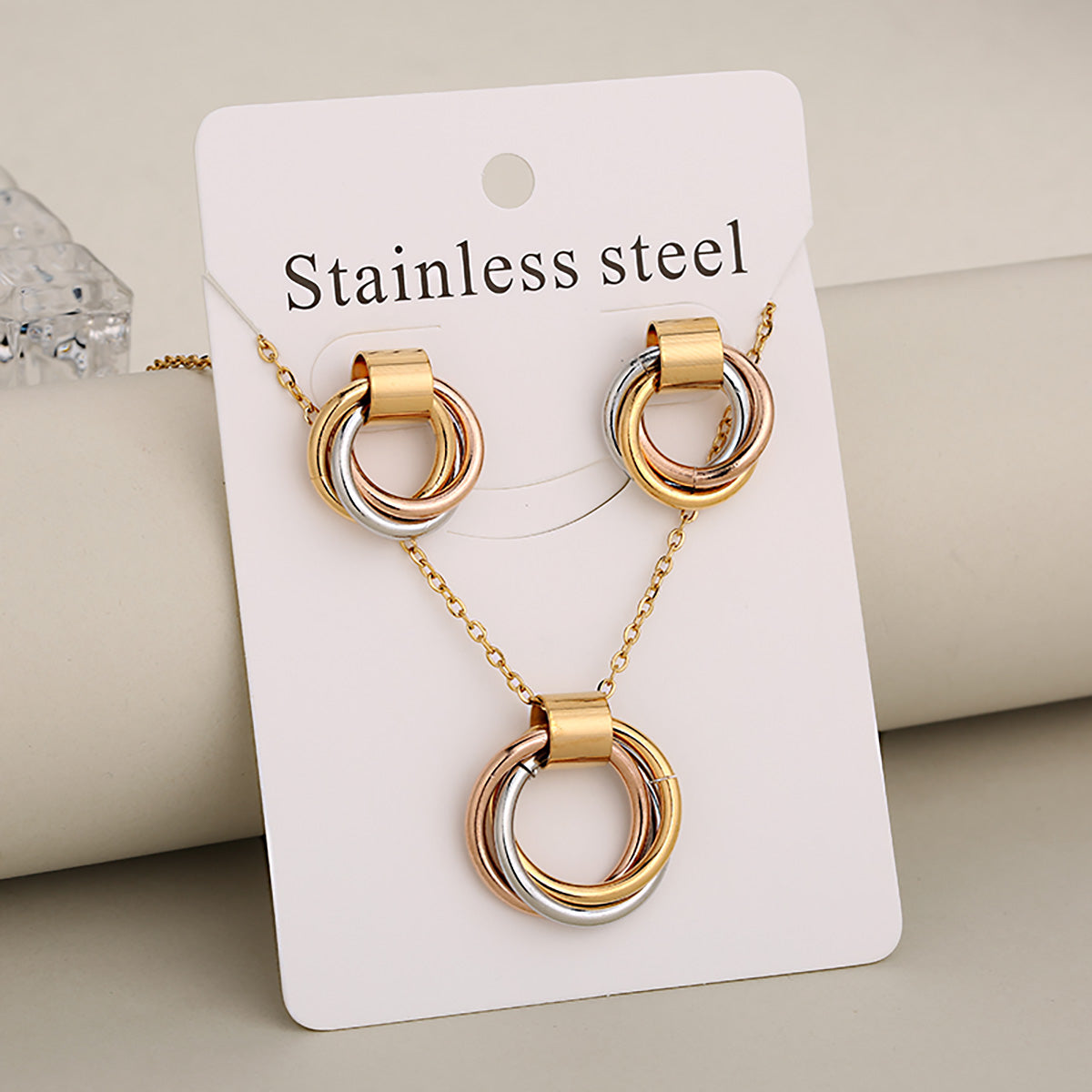 Conjunto de joyería al por mayor de estilo clásico, informal, para vacaciones, con círculos, de acero inoxidable 304 chapado en oro de 18 quilates.